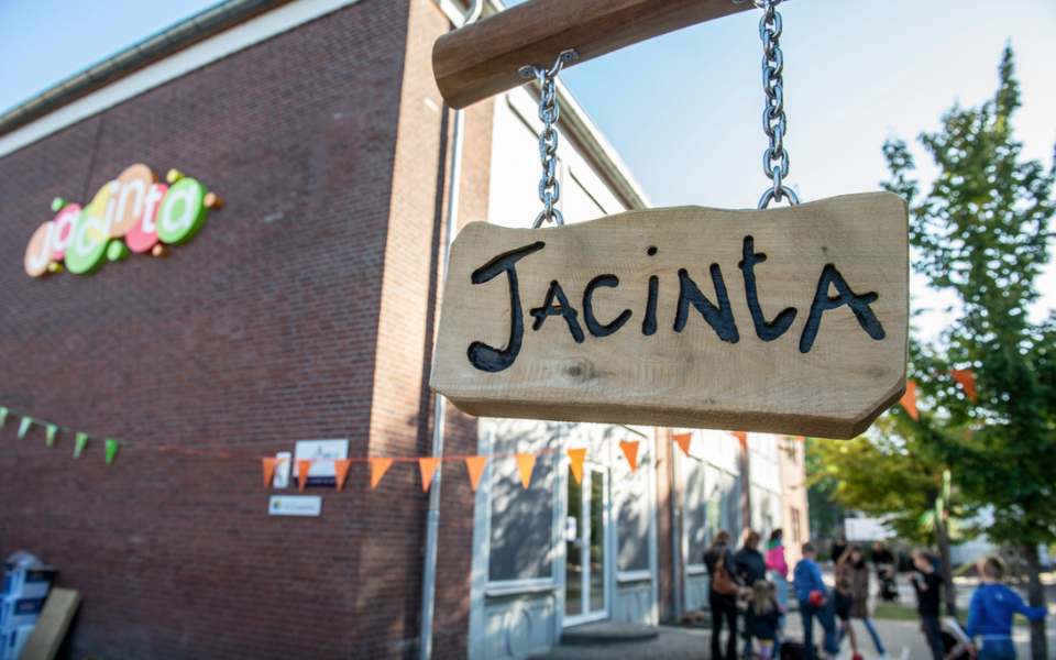 Nieuw schoolgebouw Jacinta geopend!